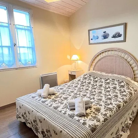 Jolie Maison Familiale Avec Jardin Et Parking Vila *