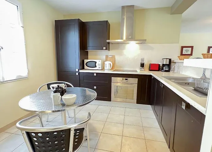 Jolie Maison Familiale Avec Jardin Et Parking Le Bois-Plage-en-Ré